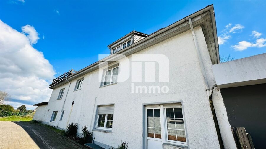 (R)eserviert!!!Schönes Wohn- Gewerbeensemble mit 2 Wohnungen, Laden, Dachterrasse - Seitenansicht / Gewerbebereich / Wohnungen